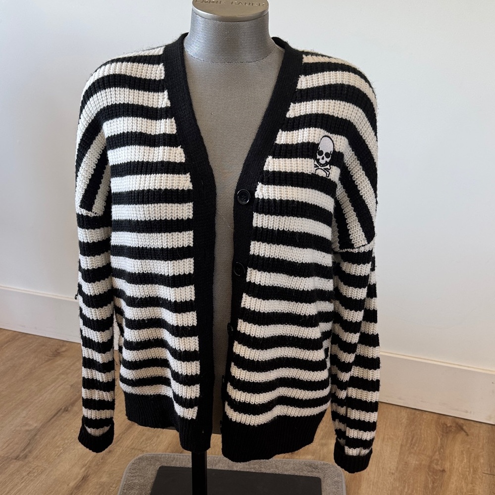 Hot Topic Black and White Striped Cardigan